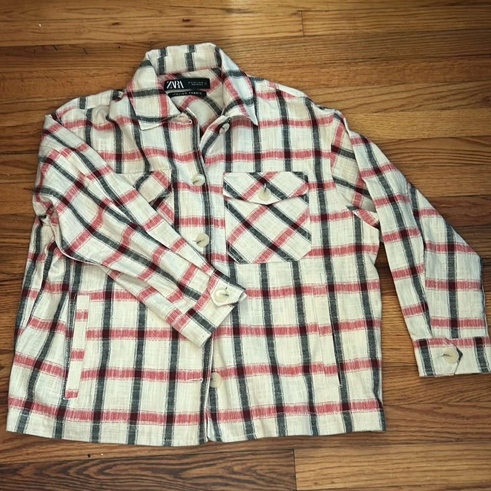 Like-new Zara Women’s Light Plaid Button Shirt Jacket
